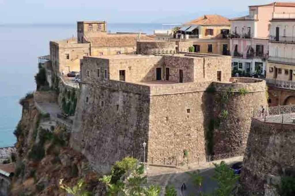 La Scaletta Sul Mare Di Pizzo Wifi E Disney+ Exterior photo
